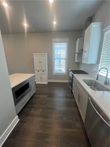 1390 S Duncan Avenue, Fayetteville, AR 72701