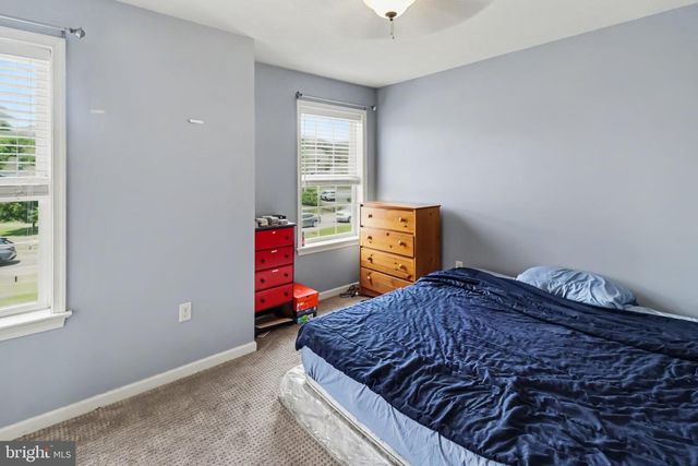 2036 MALLARD LN, Lebanon, PA 17046