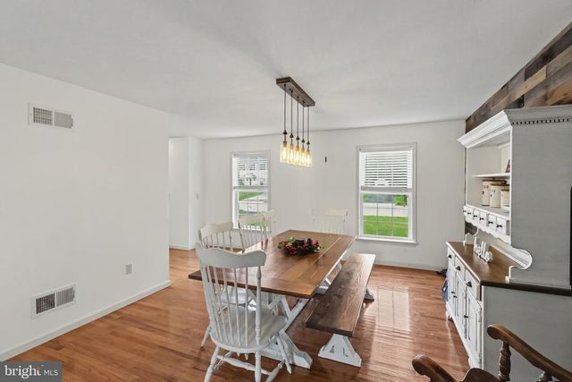 2036 MALLARD LN, Lebanon, PA 17046