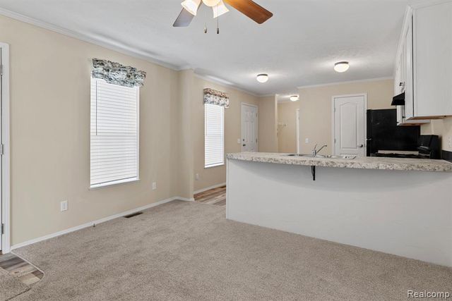 11055 Silver View Court, South Lyon, MI 48178