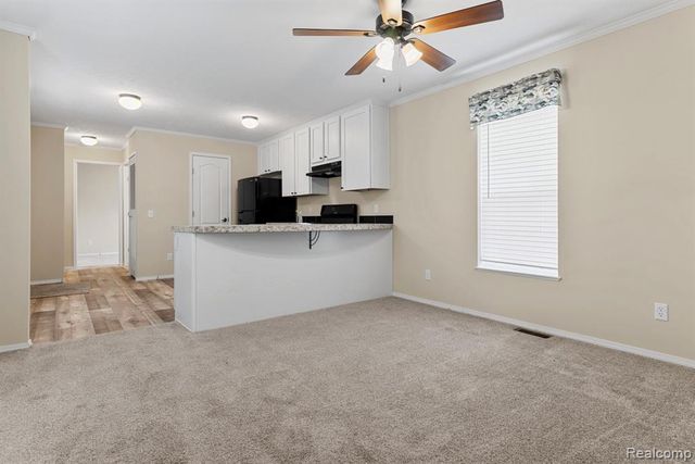 11055 Silver View Court, South Lyon, MI 48178