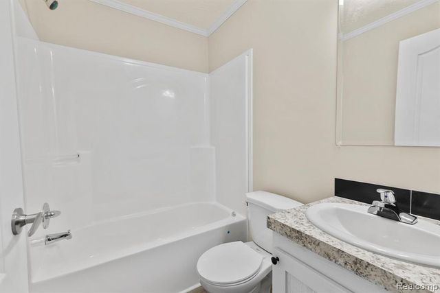 11055 Silver View Court, South Lyon, MI 48178