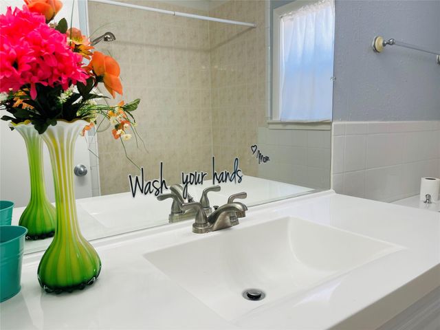 6823 Songbrook Drive, Houston, TX 77083