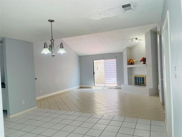 6823 Songbrook Drive, Houston, TX 77083