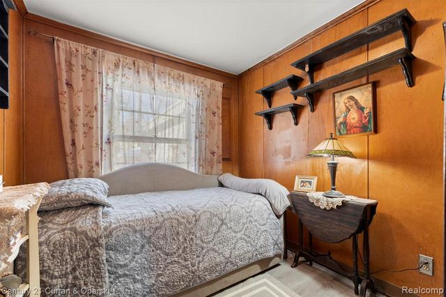 4735 Cobden Lane, Clarkston, MI 48346