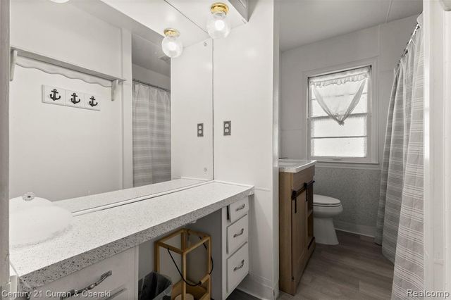 4735 Cobden Lane, Clarkston, MI 48346