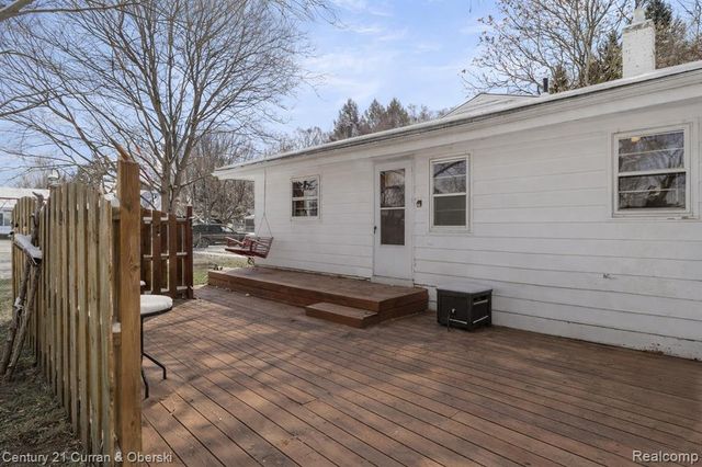 4735 Cobden Lane, Clarkston, MI 48346