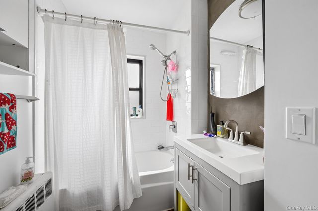 6017 172nd Street, Fresh Meadows, NY 11365