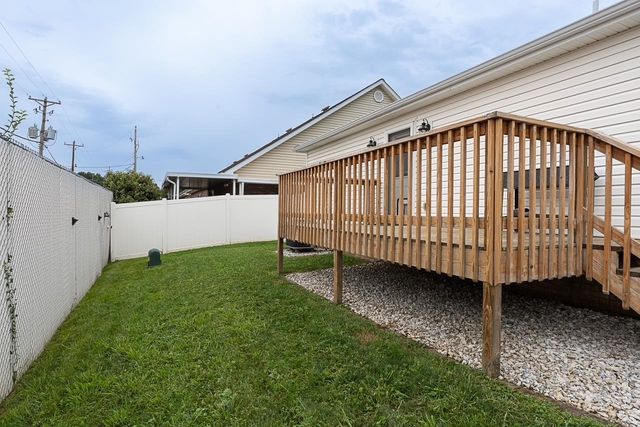 31 Platinum Drive, Chesapeake, OH 45619