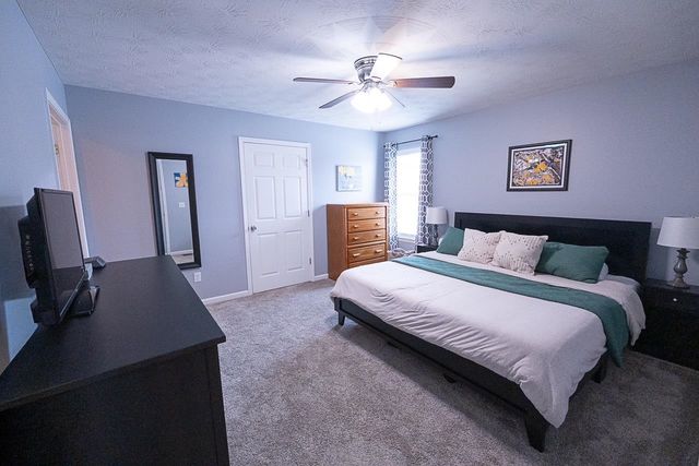 31 Platinum Drive, Chesapeake, OH 45619