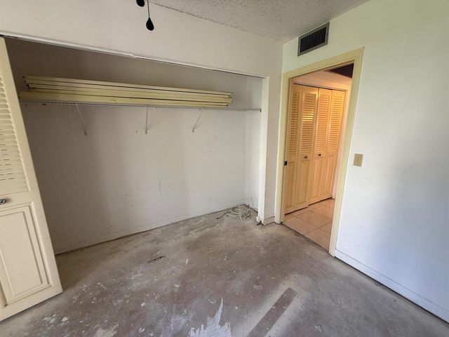 13 Dorset A, Boca Raton, FL 33434