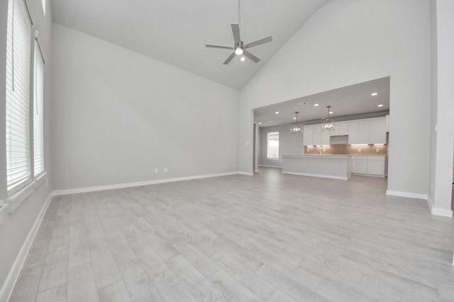 11814 Royal Willow Lane, Houston, TX 77066