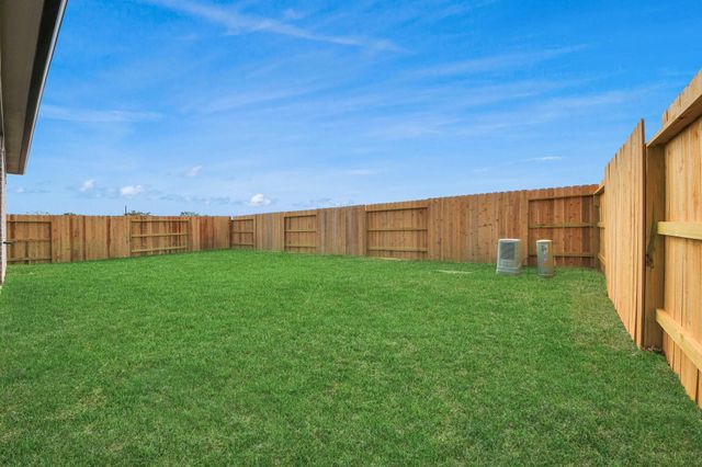 11814 Royal Willow Lane, Houston, TX 77066