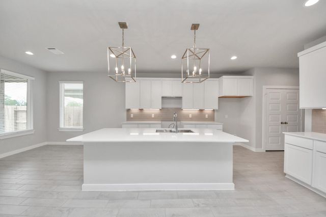 11814 Royal Willow Lane, Houston, TX 77066