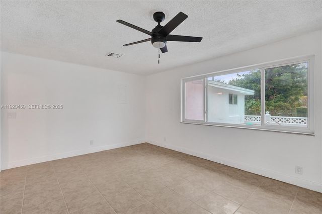 5100 NE 17th Ter, Fort Lauderdale, FL 33334