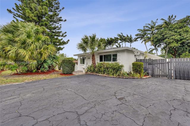 5100 NE 17th Ter, Fort Lauderdale, FL 33334