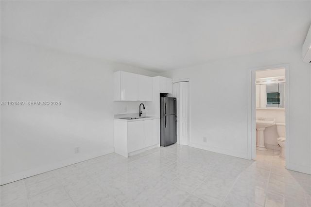 5100 NE 17th Ter, Fort Lauderdale, FL 33334