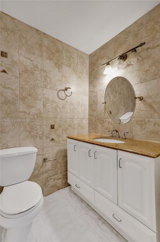 5100 NE 17th Ter, Fort Lauderdale, FL 33334