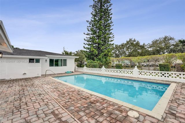 5100 NE 17th Ter, Fort Lauderdale, FL 33334