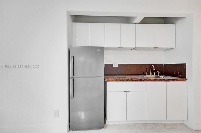 5100 NE 17th Ter, Fort Lauderdale, FL 33334