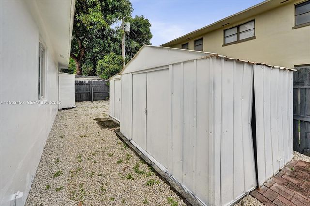 5100 NE 17th Ter, Fort Lauderdale, FL 33334