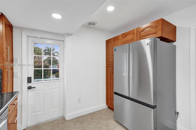 5100 NE 17th Ter, Fort Lauderdale, FL 33334