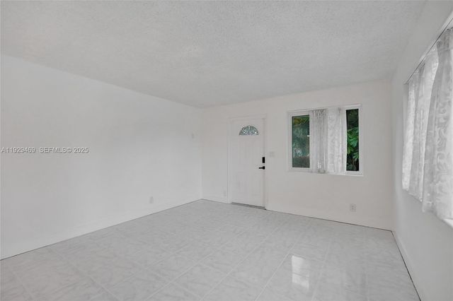 5100 NE 17th Ter, Fort Lauderdale, FL 33334