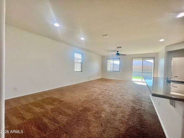 9437 W JONES Avenue, Tolleson, AZ 85353
