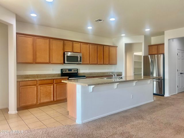 9437 W JONES Avenue, Tolleson, AZ 85353