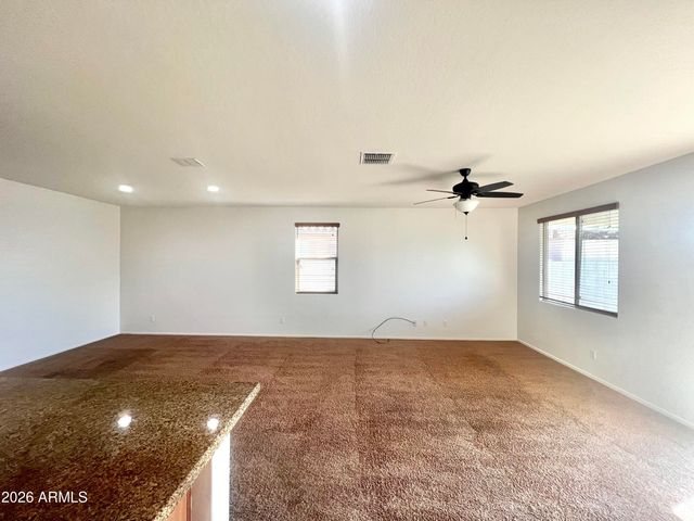 9437 W JONES Avenue, Tolleson, AZ 85353