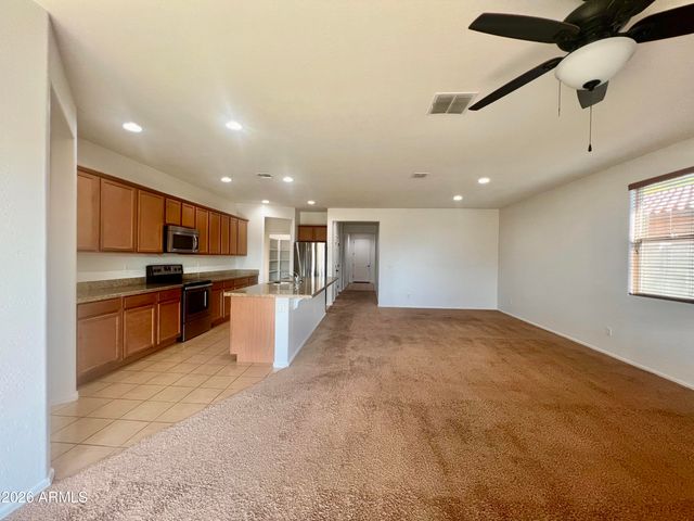 9437 W JONES Avenue, Tolleson, AZ 85353