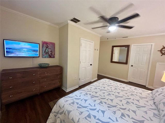 5618 20TH AVENUE S, Gulfport, FL 33707