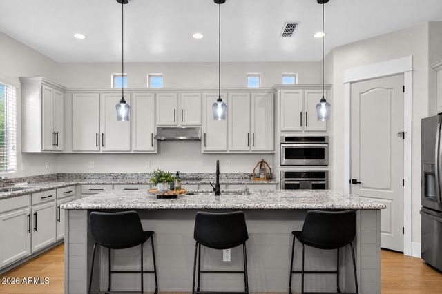1026 E BOSTON Street, Gilbert, AZ 85295