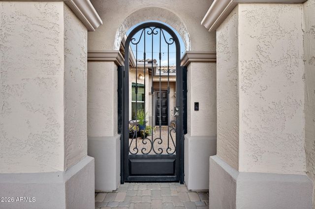 1026 E BOSTON Street, Gilbert, AZ 85295