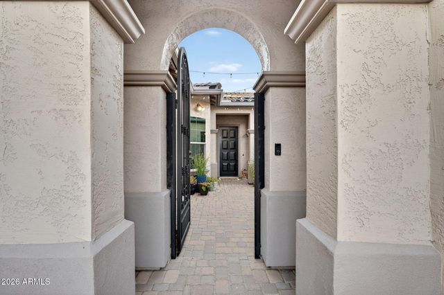 1026 E BOSTON Street, Gilbert, AZ 85295