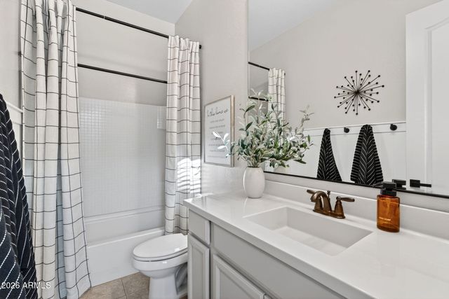 1026 E BOSTON Street, Gilbert, AZ 85295