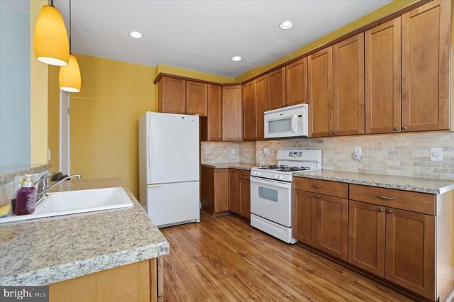 301 GRAYLING AVE, Narberth, PA 19072