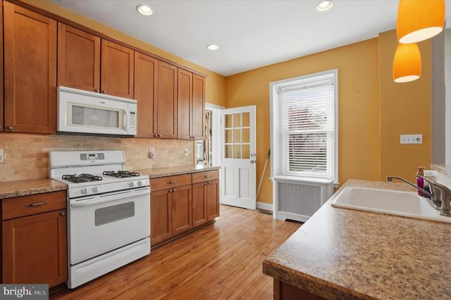 301 GRAYLING AVE, Narberth, PA 19072