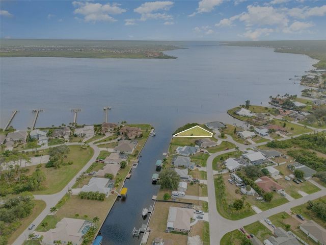 3528 FOX TERRACE, Port Charlotte, FL 33981