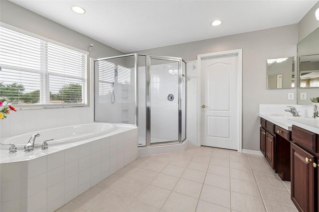 4121 BALINGTON DRIVE, Valrico, FL 33596