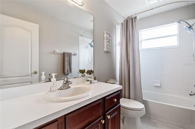 4121 BALINGTON DRIVE, Valrico, FL 33596