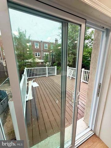 639 E RAYMOND ST, Philadelphia, PA 19120