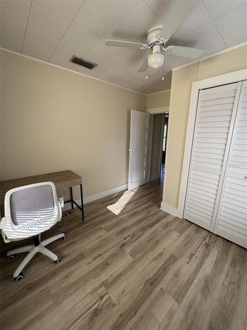 13841 12TH STREET, Dade City, FL 33525