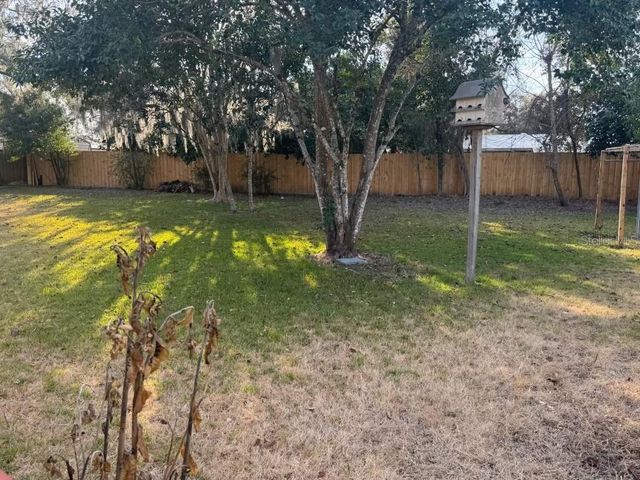 13841 12TH STREET, Dade City, FL 33525