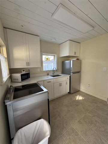 13841 12TH STREET, Dade City, FL 33525