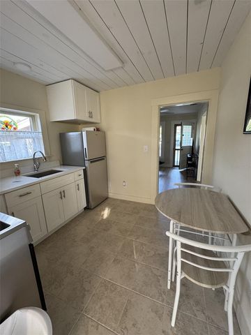 13841 12TH STREET, Dade City, FL 33525