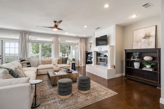 2080 Angels Vw, El Dorado Hills, CA 95762