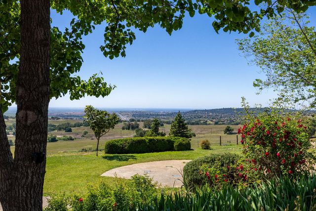 2080 Angels Vw, El Dorado Hills, CA 95762