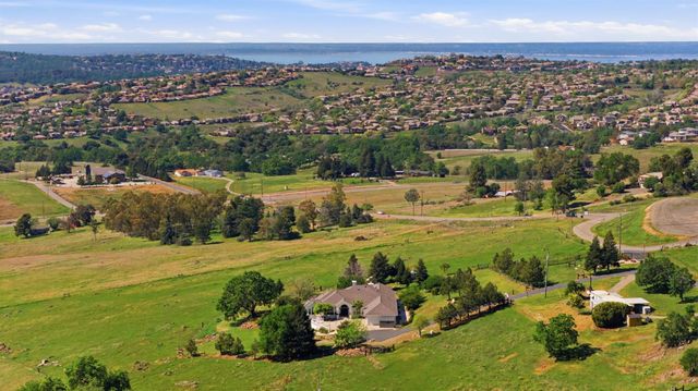 2080 Angels Vw, El Dorado Hills, CA 95762