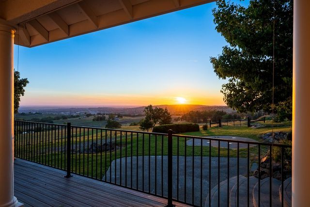 2080 Angels Vw, El Dorado Hills, CA 95762